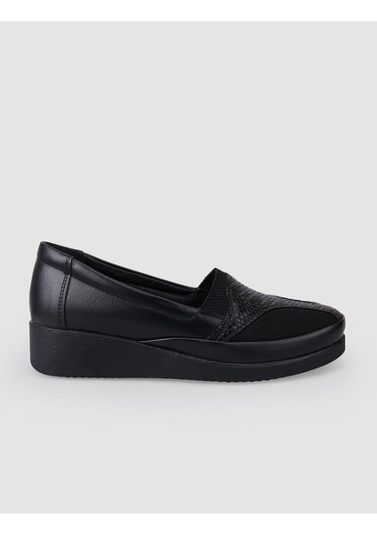 Siyah Kroko Desenli Kadın Comfort Ayakkabı