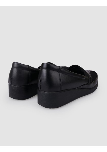 Siyah Kroko Desenli Kadın Comfort Ayakkabı