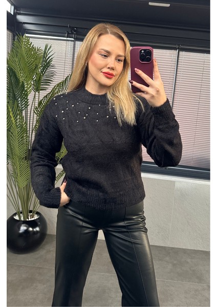 Gümüş Işleme Detaylı Siyah Yumoş Kazak fiyatları