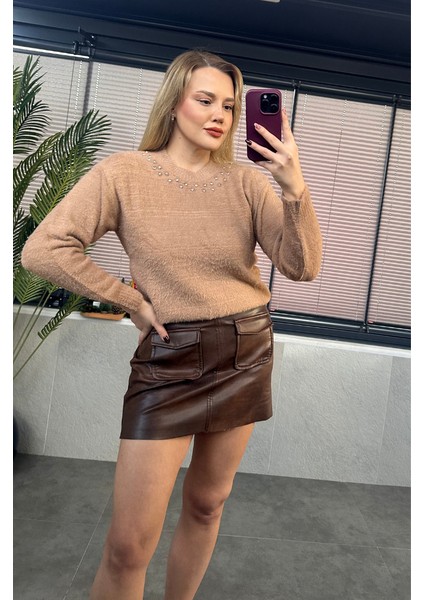 Yaka Gümüş Işleme Detaylı Camel Yumoş Kazak