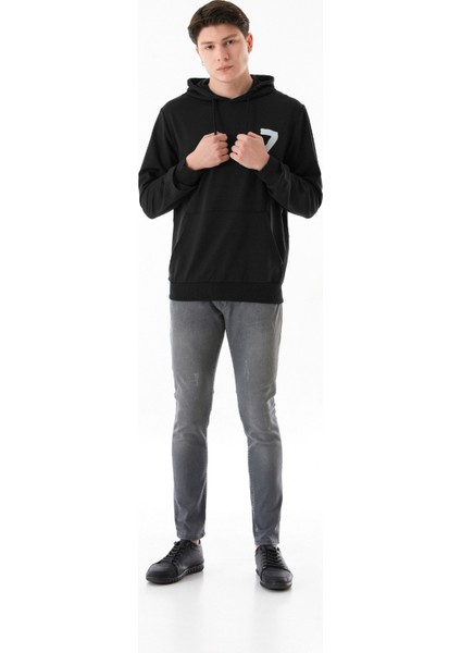 7 Baskılı Kanguru Cepli Kapüşonlu Sweatshirt fiyatları