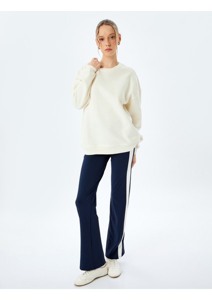 Oversize Bisiklet Yaka Uzun Kollu Sweatshirt