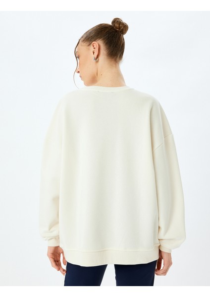 Oversize Bisiklet Yaka Uzun Kollu Sweatshirt