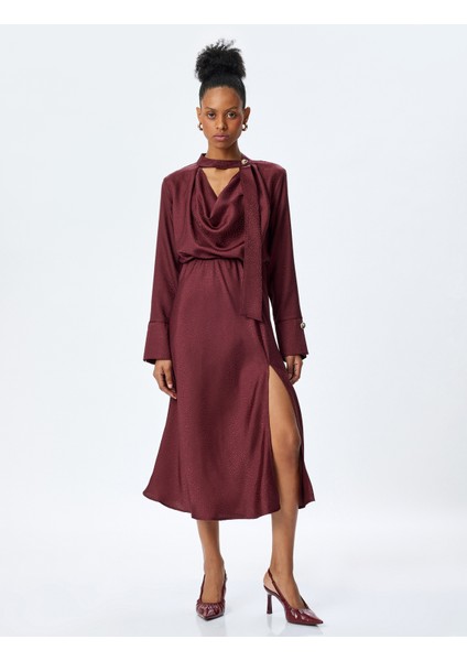 Fularlı Degaje Yaka Yırtmaçlı Uzun Kollu Kloş Saten Elbise