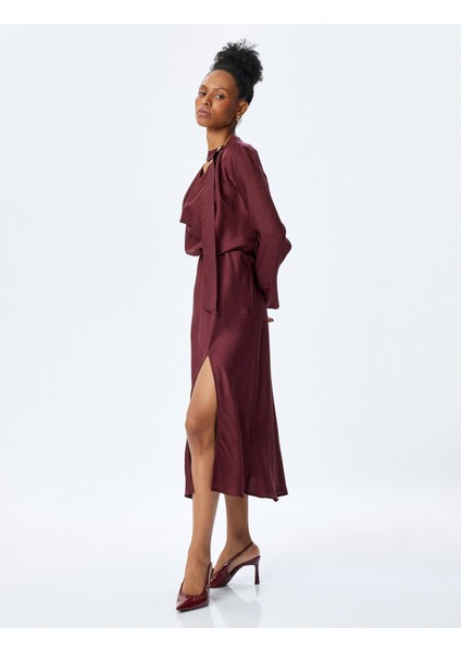 Fularlı Degaje Yaka Yırtmaçlı Uzun Kollu Kloş Saten Elbise fiyatları