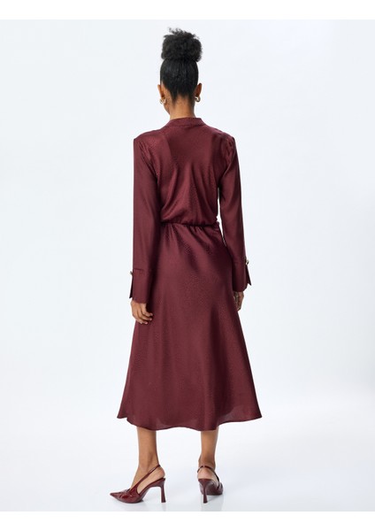 Fularlı Degaje Yaka Yırtmaçlı Uzun Kollu Kloş Saten Elbise fırsatları