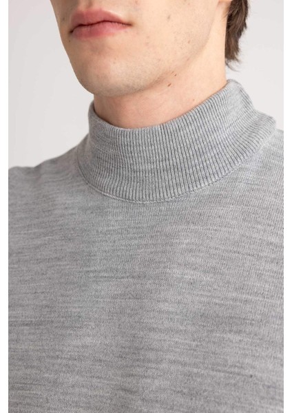 Erkek Gri Slim Fit Dar Kesim Basic Düz Akrilik Kazak B7851Axns
