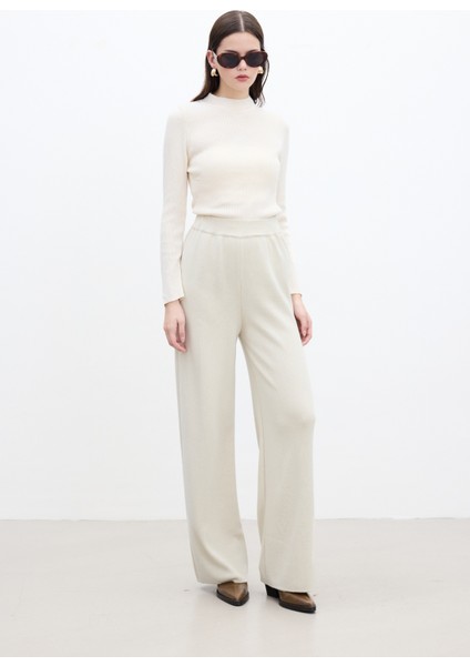 Düz Paça Triko Pantolon Bej modelleri