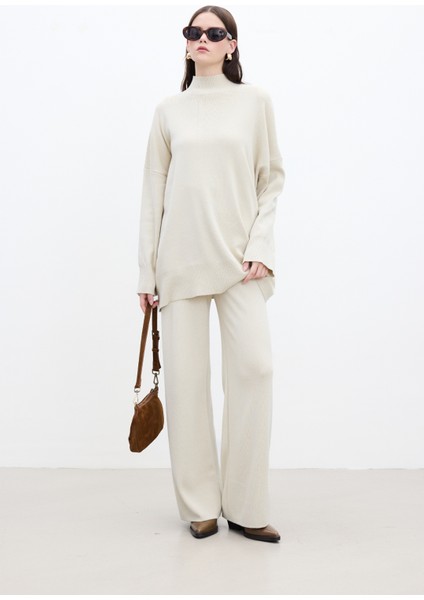 Düz Paça Triko Pantolon Bej fırsatları