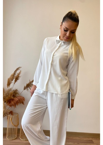 Yaka Ucu Taşlı Jessica Gömlek