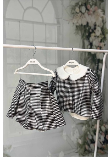 Kazayağı Siyah Beyaz Kız Çocuk Bebek Alt Üst Krep Takım