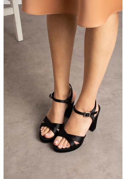 Mepa Kadın Topuklu Ayakkabı 10 cm Siyah Konforlu Tekstil İç Taban ile Şık Tasarım fırsatları