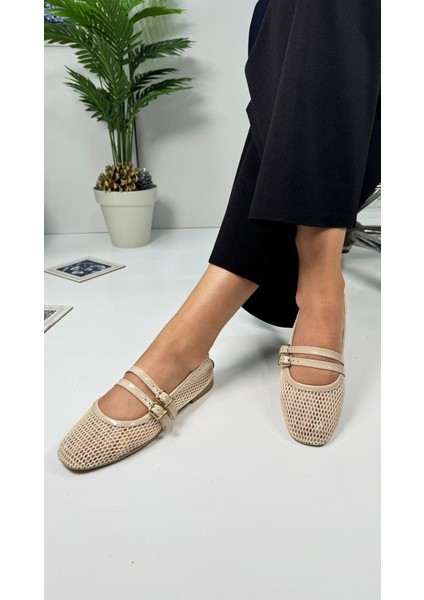 Günlük Kadın Babet Fileli Çift Bantlı Tokalı Oval Burunlu Tırtıklı Taban Kısa Topuklu Ayakkabı 315