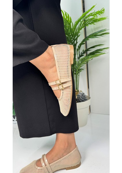 Günlük Kadın Babet Fileli Çift Bantlı Tokalı Oval Burunlu Tırtıklı Taban Kısa Topuklu Ayakkabı 315 fırsatları