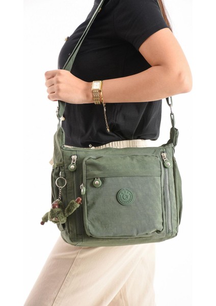 Çapraz Askılı Ultra Hafif Çok Cepli Bayan Omuz Çantası Yeşil (Model: 571-6M)
