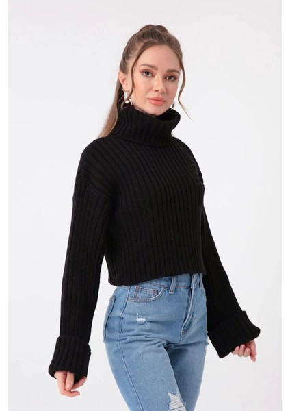 Siyah Fitilli Oversize Balıkçı Yaka Kadın Crop Kazak fiyatları