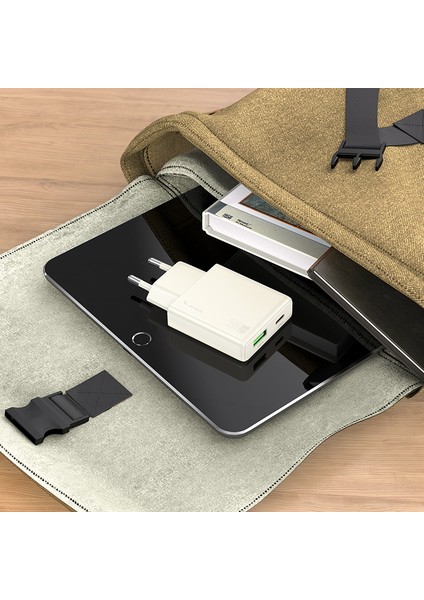 N45 PD30W + Qc3.0 Usb-C + Usb-A Hızlı Şarj Adaptörü