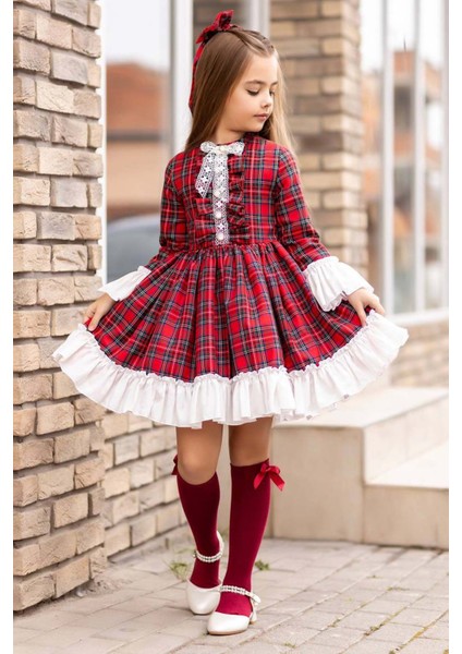 Kız Çocuk Renkli Ekose Desenli Yakası Kurdele Etek Ucu Fırfırlı Kırmızı Elbise modelleri