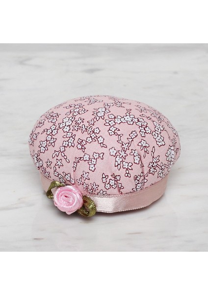 Kola Takılabilir Iğnedenlik Yavruağzı Çiçekl