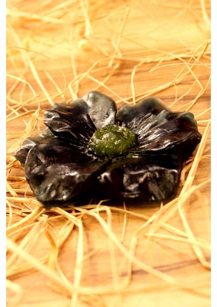 Dekoratif Hediyelik Çikolata Kokulu Siyah Nilüfer Çiçeği Figürlü Dekoratif Banyo Sabunu - %100 Doğa modelleri