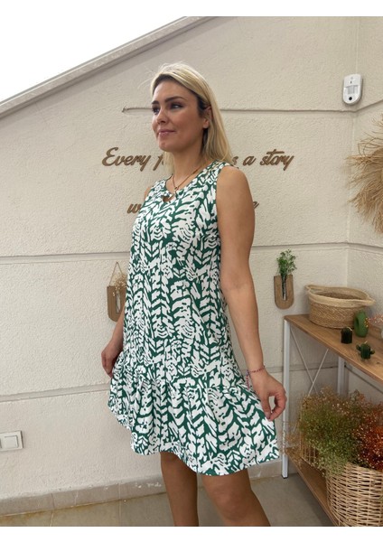 Sıfır Kol Eteği Fırfırlı Mini Desenli Elbise fiyatları