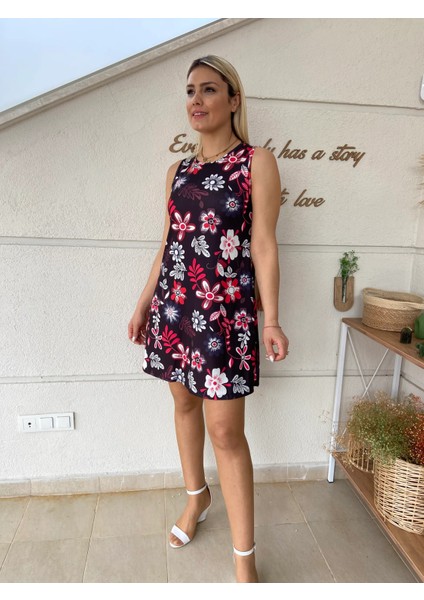 Bisiklet Yaka Çiçekli Mini Elbise modelleri