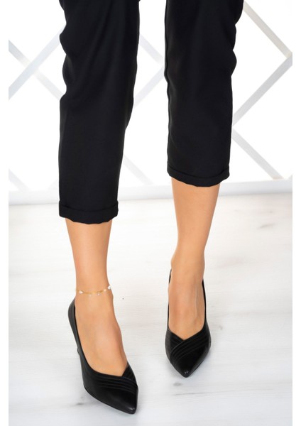Farah Siyah Topuklu Klasik Ayakkabı modelleri