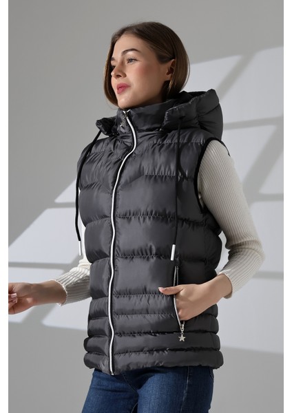 Jel Dolgu Çıkartılabilen Fermuarlı Kapüşonlu Iç Cepli Astarlı Kadın Şişme Yelek fiyatları