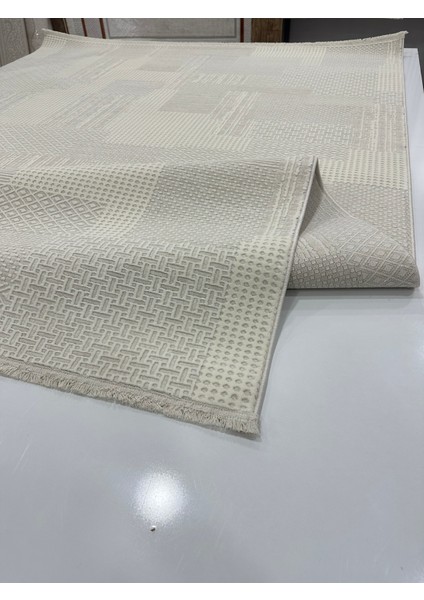 Krem Renk Spor Desen Halı Argın Halı modelleri