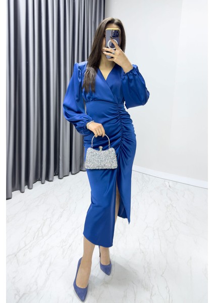Indigo Kadın Kruvaze Saten Drapeli Yırtmaç Detaylı Balon Kol Büyük Beden Elbise