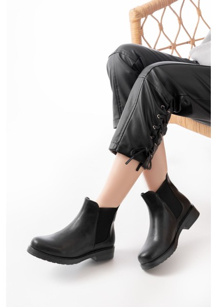 165-230 Siyah Lastikli Günlük Kadın Bot