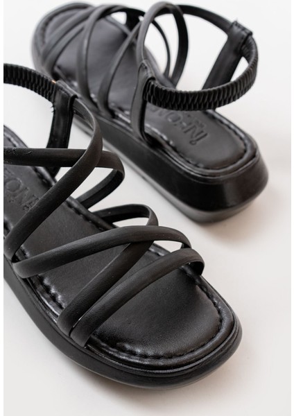 841-841 Siyah Lastikli Kadın Sandalet modelleri