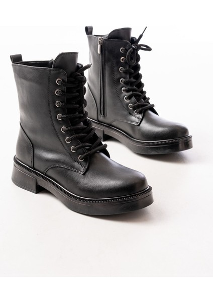 02-356 Siyah Düz Topuklu Bağcıklı Fermuarlı Günlük Kadın Bot fırsatları