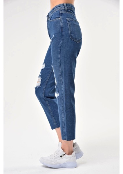 Kadın Mavi Mom Style Kesik Paça Yırtık Jean