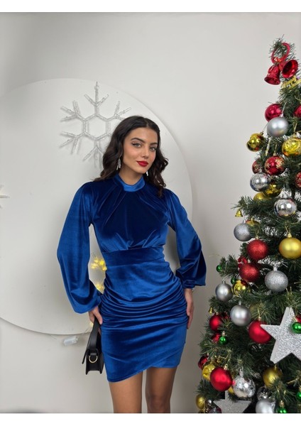 Hakim Yaka Büzgü Detaylı Fransız Kadife Mini Elbise modelleri