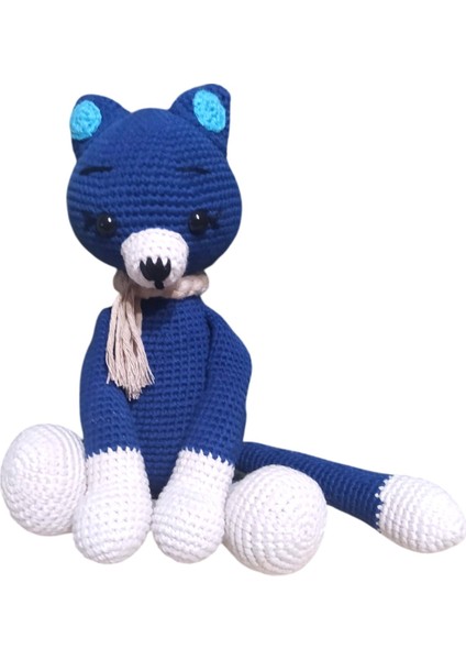 Oturan Mavi Kedi Bebek