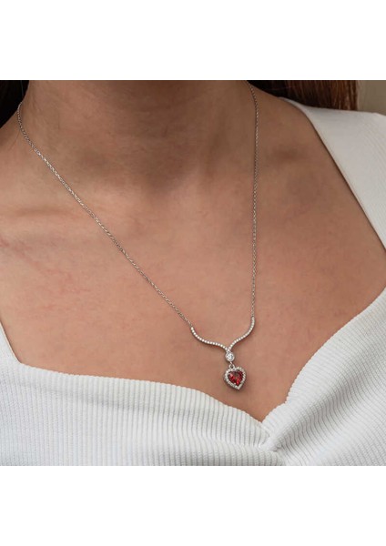 Gümüş Kırmızı Zirkon Taşlı Kalp Kadın Kolye modelleri