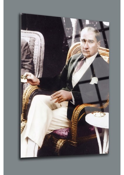 Atatürk Cam Tablo 94