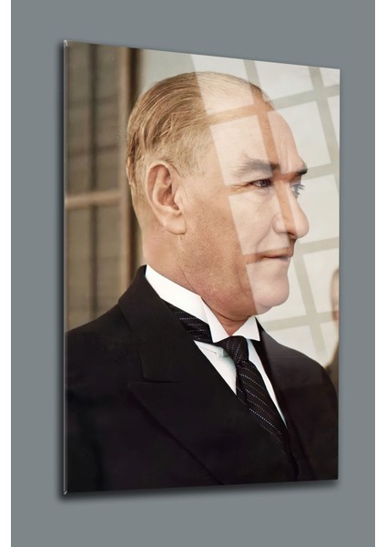 Atatürk Cam Tablo 98