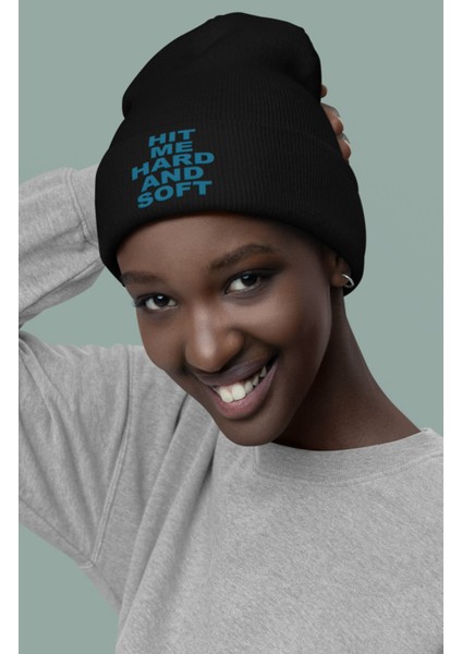 Unisex Hit Me Hard And Soft Yazılı Katlamalı Bere, Billie Eilish Baskılı Outdoor Kışlık Şapka fiyatları