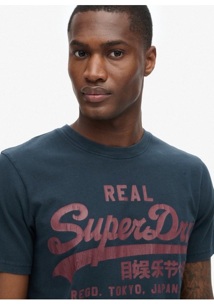 Bisiklet Yaka Lacivert Erkek T-Shirt M1012025A98T_CLASSIC Vl Graphıc T S modelleri