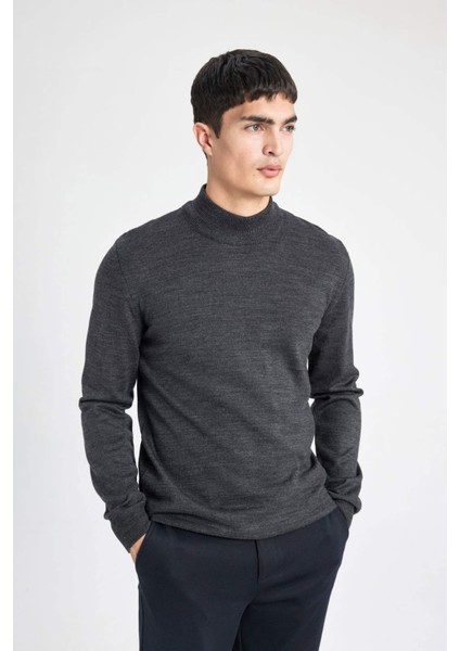 Erkek Antrasit Slim Fit Dar Kesim Basic Düz Akrilik Kazak B7851Axns