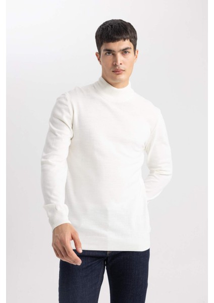Erkek Ekru Slim Fit Dar Kesim Basic Düz Akrilik Kazak B7851Axns
