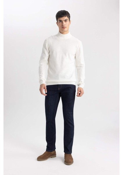 Erkek Ekru Slim Fit Dar Kesim Basic Düz Akrilik Kazak B7851Axns