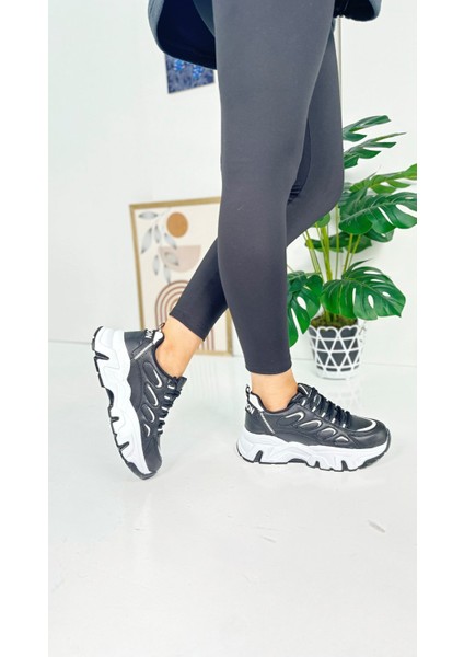Günlük Kadın Sneaker Bağcıklı Yüksek Kalın Tabanlı Oval Burunlu Rahat Hafif Spor Ayakkabı 1001 fiyatları