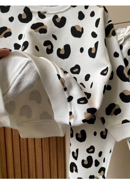 Leopar Desenli Kız Çocuk Eşofman Takımı fiyatları