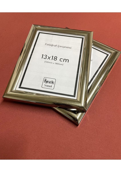 Fotoğraf Çerçevesi - 13 x 18 Boyutunda Fotoğraf Çerçevesi Parlak 4 Renk - Gerçek Camlı Ürün (2'li Avantaj Paket)