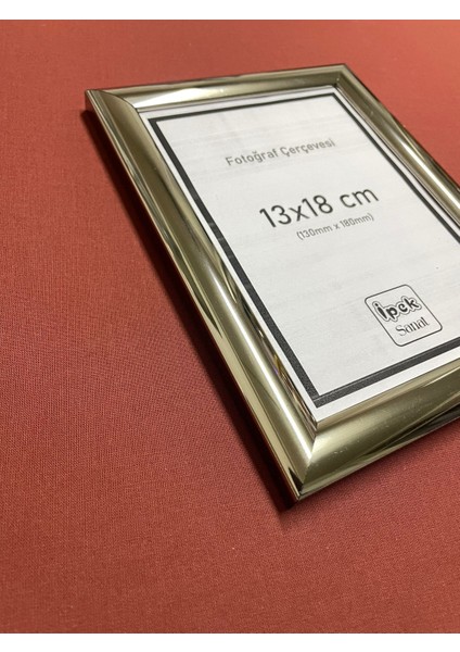 Fotoğraf Çerçevesi - 13 x 18 Boyutunda Fotoğraf Çerçevesi Parlak 4 Renk - Gerçek Camlı Ürün (2'li Avantaj Paket)