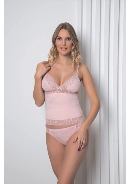 Alissa 604 Bayan Atlet Takımı