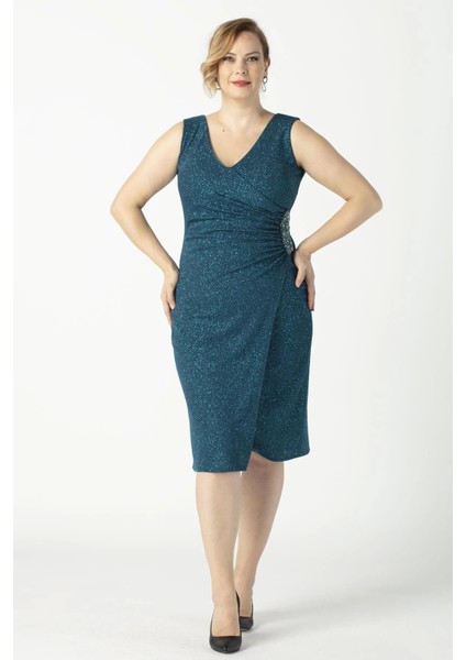 8005 Petrol Simli Esnek Kumaş Beli Işlemeli Büyük Beden Elbise fiyatları